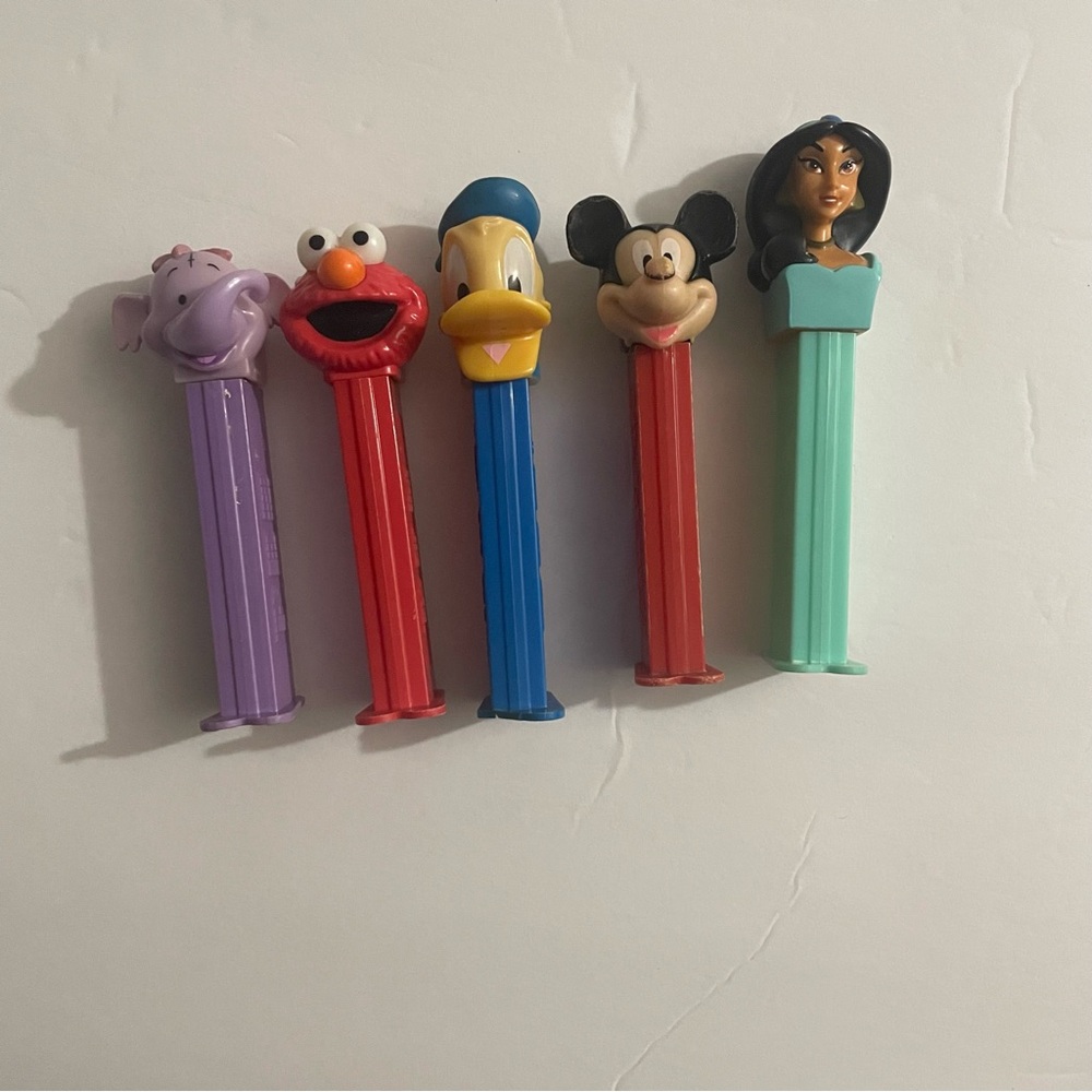 5 Set Pez Dispensers Disney and Sesame Street